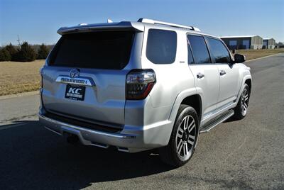 2017 Toyota 4Runner Limited   - Photo 8 - Bucyrus, KS 66013