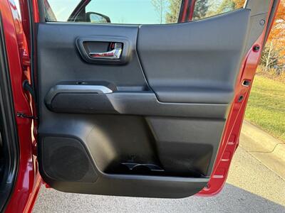2023 Toyota Tacoma TRD Off Rd. - Photo 35 - Bucyrus, KS 66013