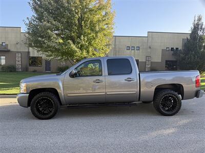 2013 Chevrolet Silverado 1500 LTZ   - Photo 2 - Bucyrus, KS 66013