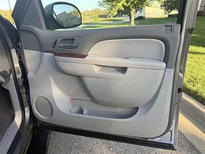 2013 Chevrolet Silverado 1500 LTZ   - Photo 33 - Bucyrus, KS 66013