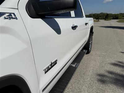 2017 GMC Sierra 1500 SLT   - Photo 32 - Bucyrus, KS 66013