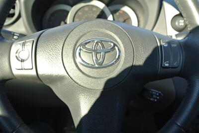 2012 Toyota RAV4 Limited   - Photo 23 - Bucyrus, KS 66013