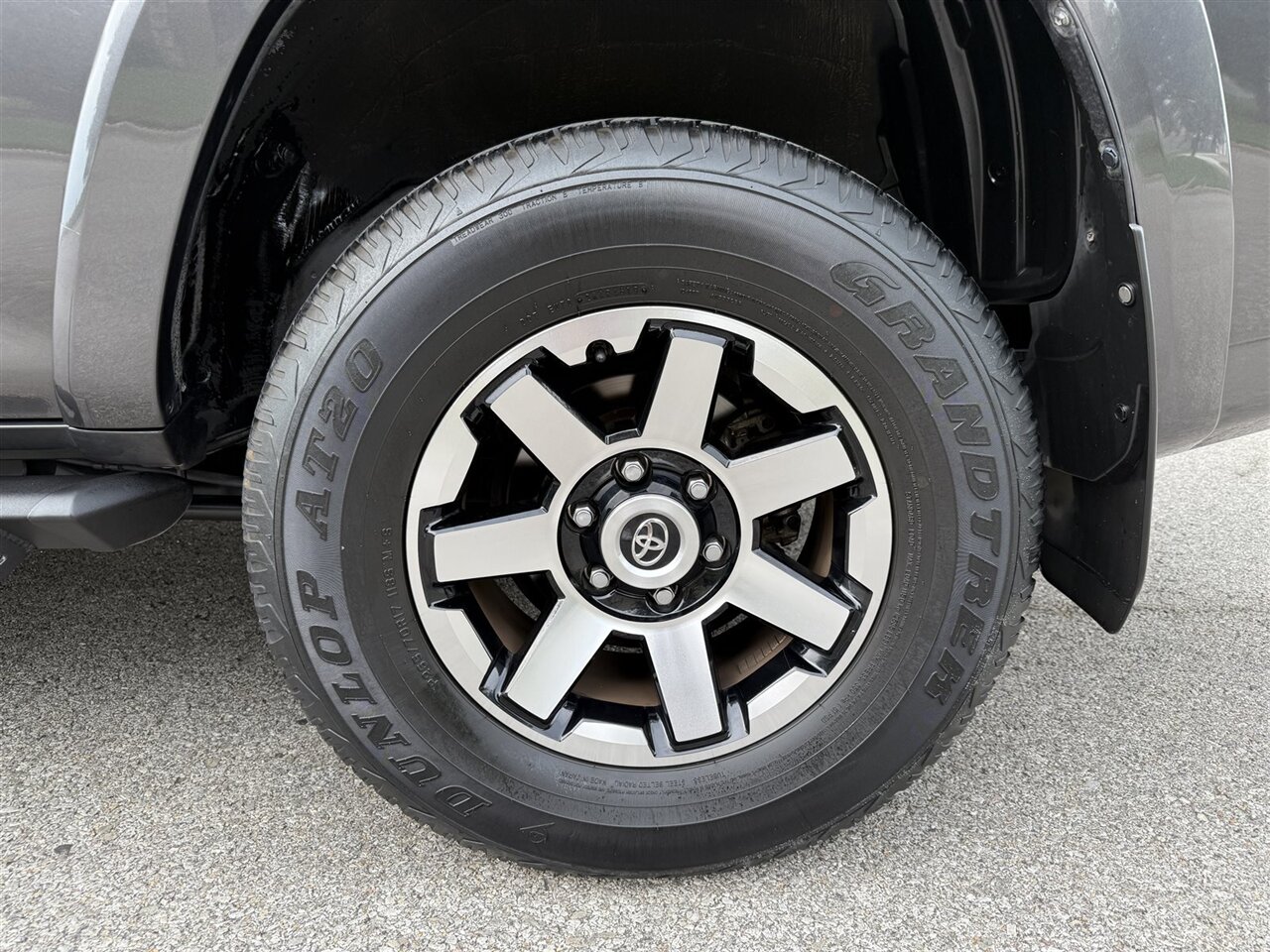 2020 Toyota 4Runner TRD Off-Road photo 20