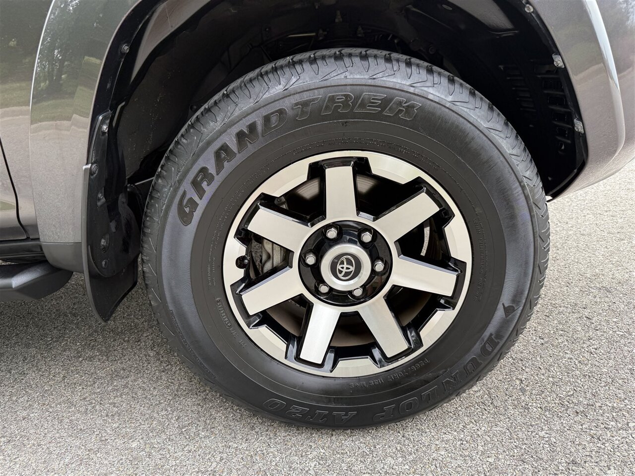 2020 Toyota 4Runner TRD Off-Road photo 22