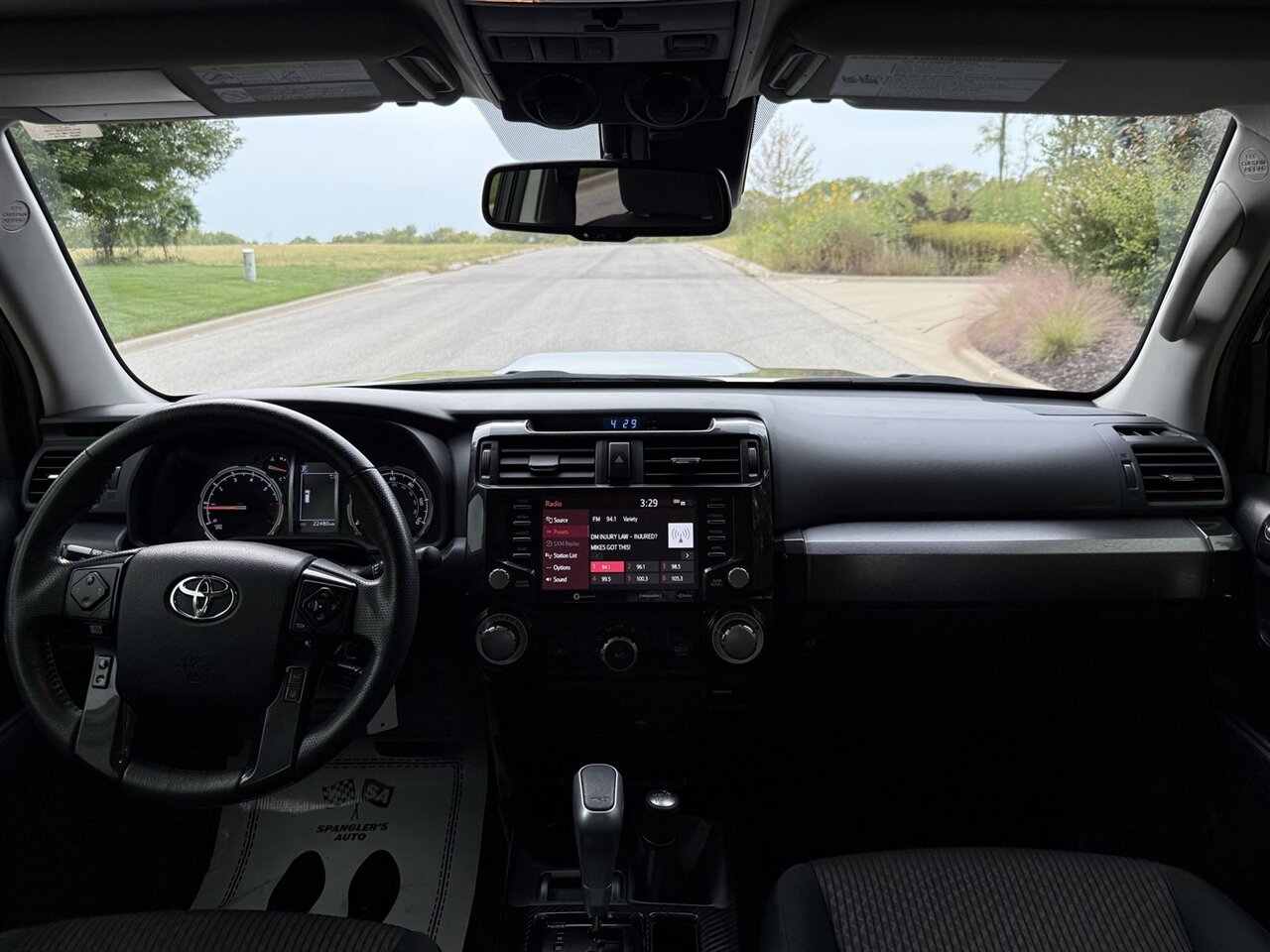 2020 Toyota 4Runner TRD Off-Road photo 12
