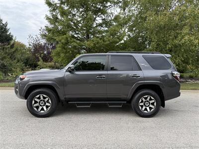 2020 Toyota 4Runner TRD Off-Road   - Photo 2 - Bucyrus, KS 66013