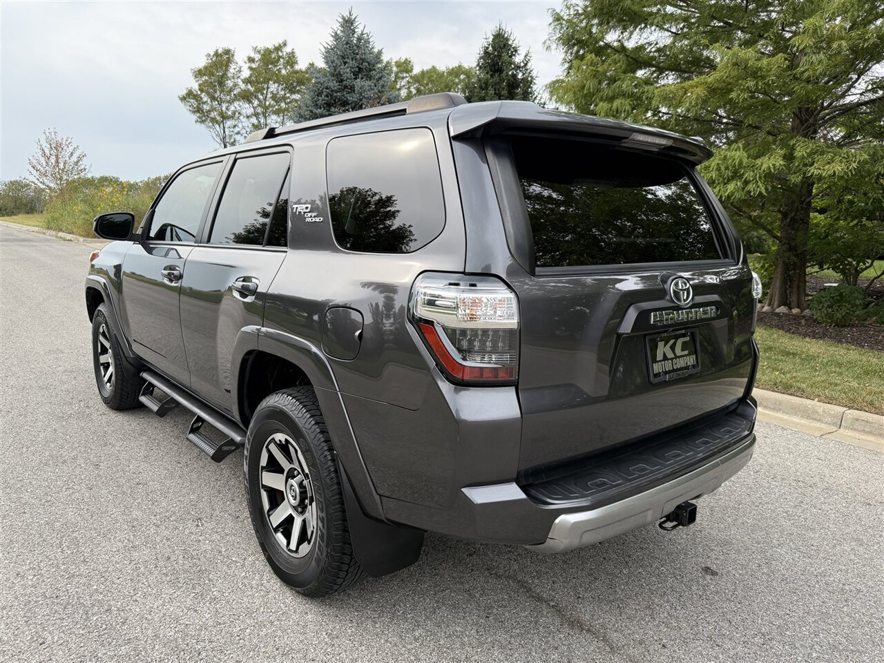 2020 Toyota 4Runner TRD Off-Road photo 7