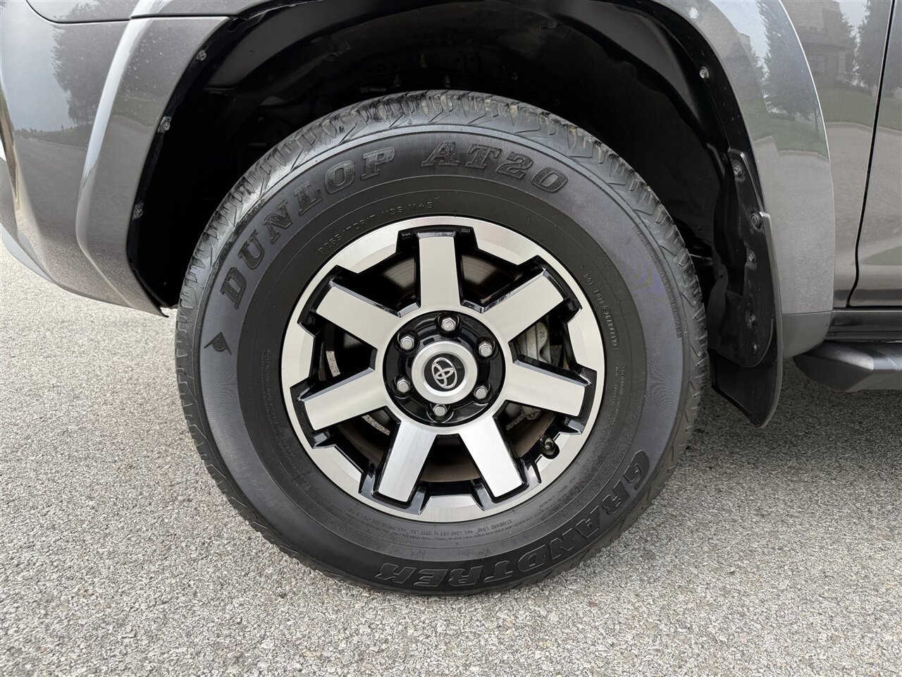 2020 Toyota 4Runner TRD Off-Road photo 19