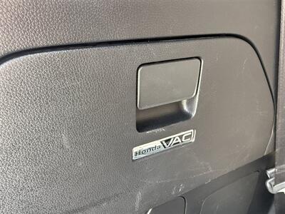 2020 Honda Odyssey Touring   - Photo 16 - Bucyrus, KS 66013
