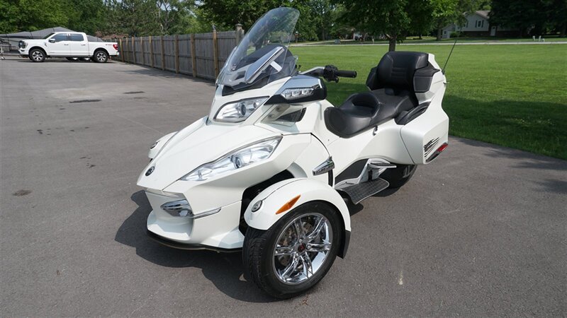 2012 Can-Am Spyder RT Limited  