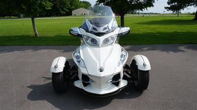 2012 Can-Am Spyder RT Limited   - Photo 3 - Bucyrus, KS 66013