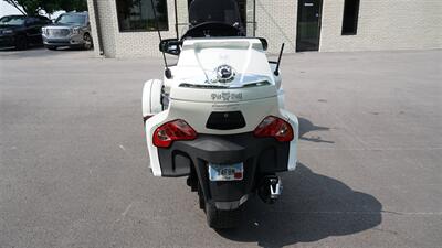2012 Can-Am Spyder RT Limited   - Photo 7 - Bucyrus, KS 66013
