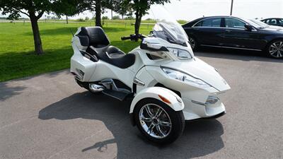 2012 Can-Am Spyder RT Limited   - Photo 4 - Bucyrus, KS 66013