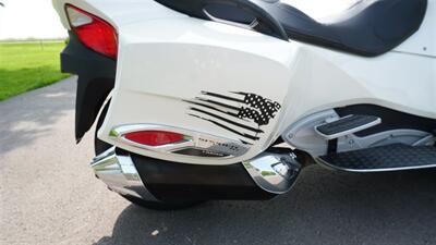 2012 Can-Am Spyder RT Limited   - Photo 18 - Bucyrus, KS 66013