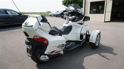 2012 Can-Am Spyder RT Limited   - Photo 6 - Bucyrus, KS 66013