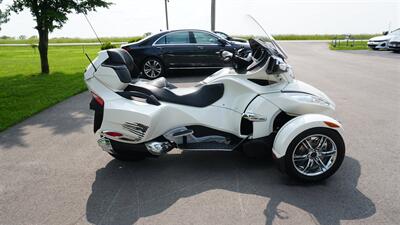 2012 Can-Am Spyder RT Limited   - Photo 5 - Bucyrus, KS 66013
