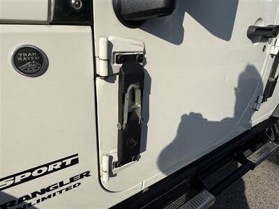 2010 Jeep Wrangler Sport  Unlimited - Photo 31 - Bucyrus, KS 66013