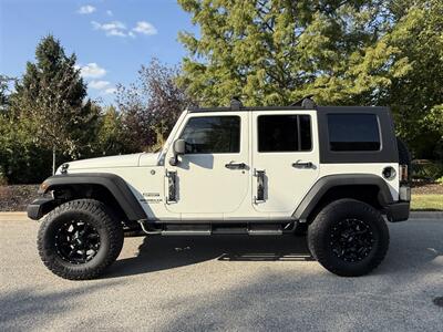 2010 Jeep Wrangler Sport  Unlimited - Photo 2 - Bucyrus, KS 66013