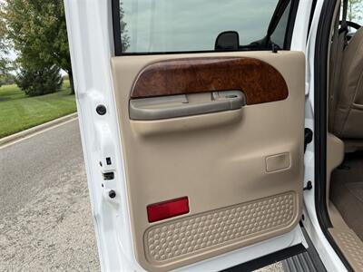 2001 Ford F-250 Lariat   - Photo 44 - Bucyrus, KS 66013