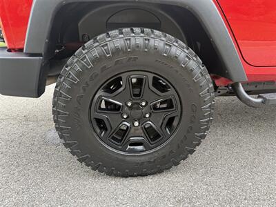 2017 Jeep Wrangler Unlimited Sport S   - Photo 25 - Bucyrus, KS 66013