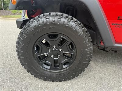 2017 Jeep Wrangler Unlimited Sport S   - Photo 23 - Bucyrus, KS 66013