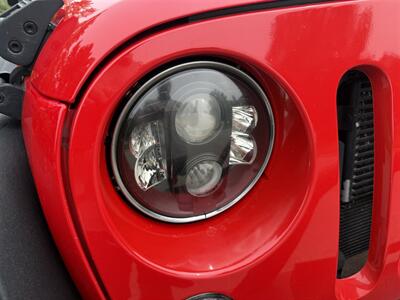 2017 Jeep Wrangler Unlimited Sport S   - Photo 32 - Bucyrus, KS 66013