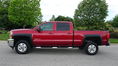 2018 Chevrolet Silverado 2500 LT   - Photo 2 - Bucyrus, KS 66013