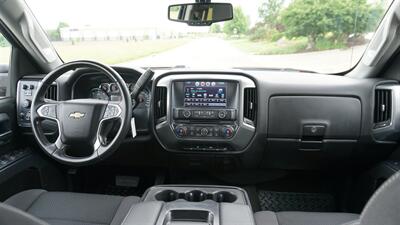 2018 Chevrolet Silverado 2500 LT   - Photo 13 - Bucyrus, KS 66013