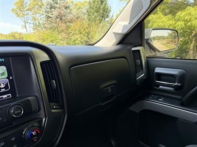 2018 Chevrolet Silverado 1500 LT   - Photo 17 - Bucyrus, KS 66013