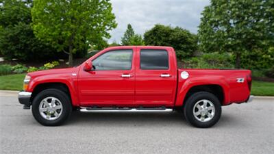 2011 Chevrolet Colorado LT   - Photo 2 - Bucyrus, KS 66013