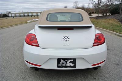 2013 Volkswagen Beetle Convertible Turbo   - Photo 9 - Bucyrus, KS 66013