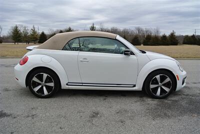 2013 Volkswagen Beetle Convertible Turbo   - Photo 7 - Bucyrus, KS 66013