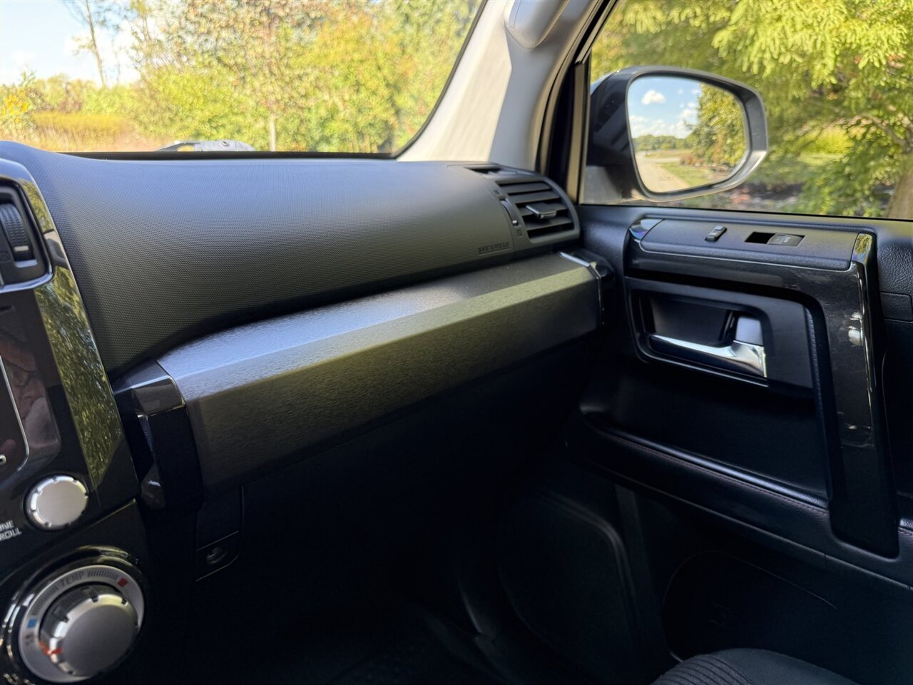2021 Toyota 4Runner TRD Off-Road photo 18