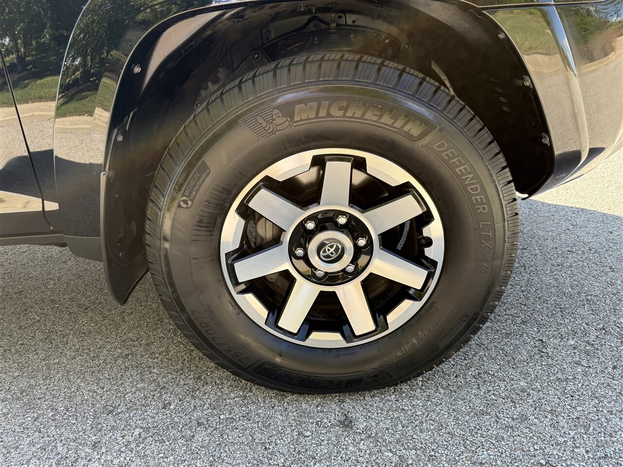 2021 Toyota 4Runner TRD Off-Road photo 25