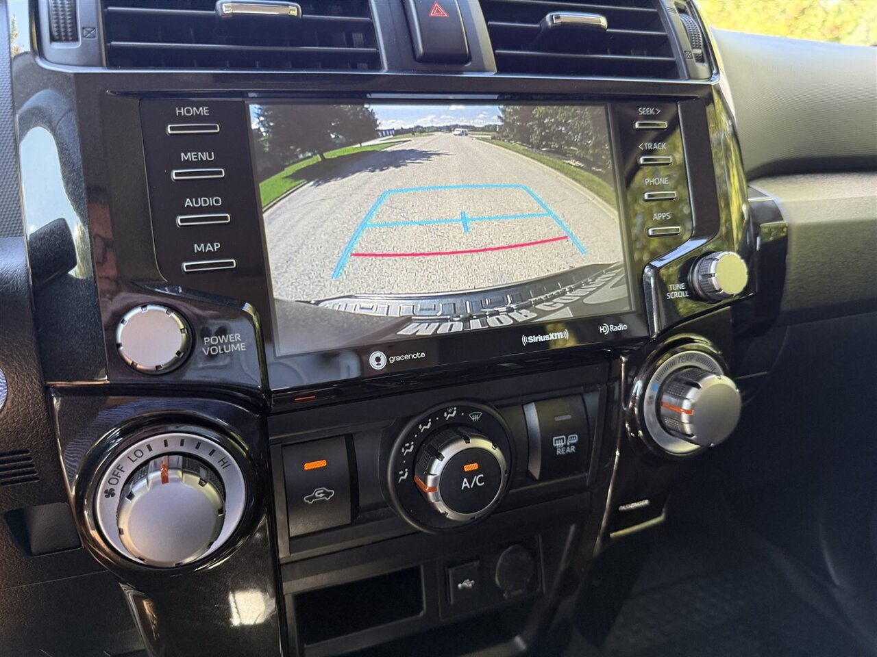 2021 Toyota 4Runner TRD Off-Road photo 17