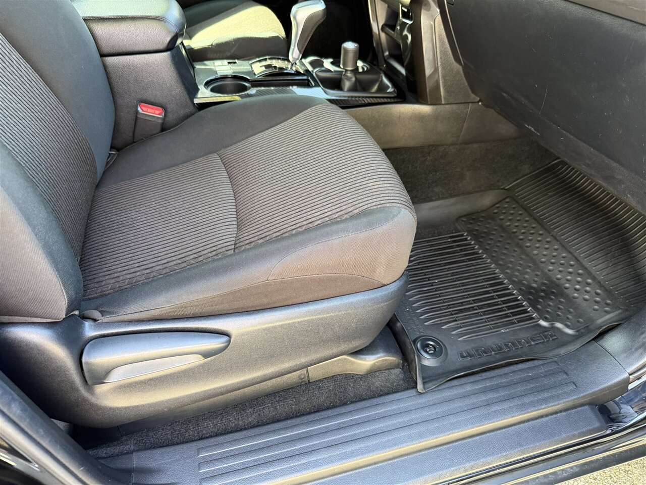 2021 Toyota 4Runner TRD Off-Road photo 32