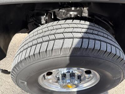 2005 Chevrolet Silverado 2500 LT - Photo 29 - Bucyrus, KS 66013