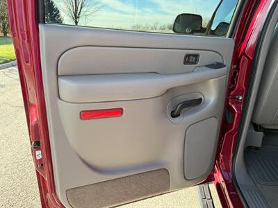 2005 Chevrolet Silverado 2500 LT - Photo 49 - Bucyrus, KS 66013