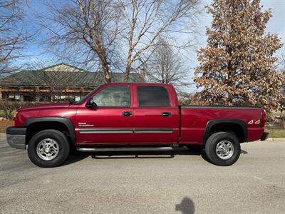 2005 Chevrolet Silverado 2500 LT - Photo 2 - Bucyrus, KS 66013