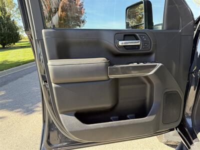 2020 GMC Sierra 2500 AT4   - Photo 36 - Bucyrus, KS 66013