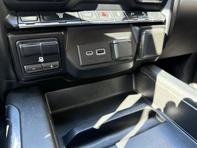 2020 GMC Sierra 2500 AT4   - Photo 19 - Bucyrus, KS 66013