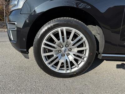 2022 Ford Expedition Platinum   - Photo 37 - Bucyrus, KS 66013