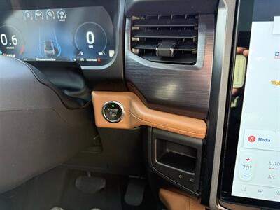 2022 Ford Expedition Platinum   - Photo 25 - Bucyrus, KS 66013