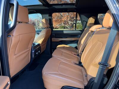 2022 Ford Expedition Platinum   - Photo 10 - Bucyrus, KS 66013