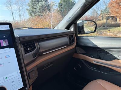 2022 Ford Expedition Platinum   - Photo 23 - Bucyrus, KS 66013