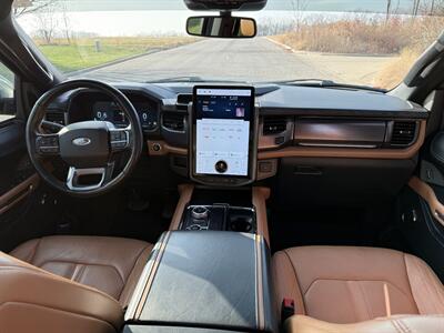 2022 Ford Expedition Platinum   - Photo 14 - Bucyrus, KS 66013