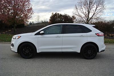 2021 Ford Edge ST Line   - Photo 2 - Bucyrus, KS 66013