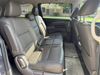 2017 Honda Odyssey EX-L w/RES   - Photo 13 - Bucyrus, KS 66013