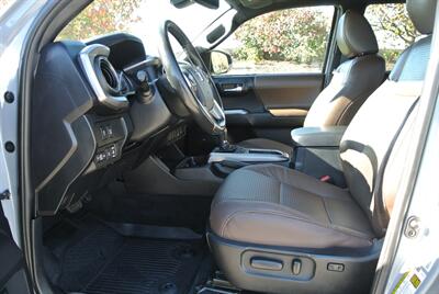 2020 Toyota Tacoma Limited   - Photo 9 - Bucyrus, KS 66013