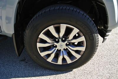 2020 Toyota Tacoma Limited   - Photo 27 - Bucyrus, KS 66013